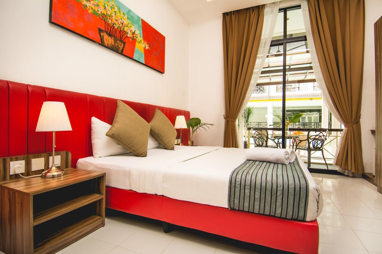 Alia Residence Business Resort Padang Mat Sirat Екстериор снимка