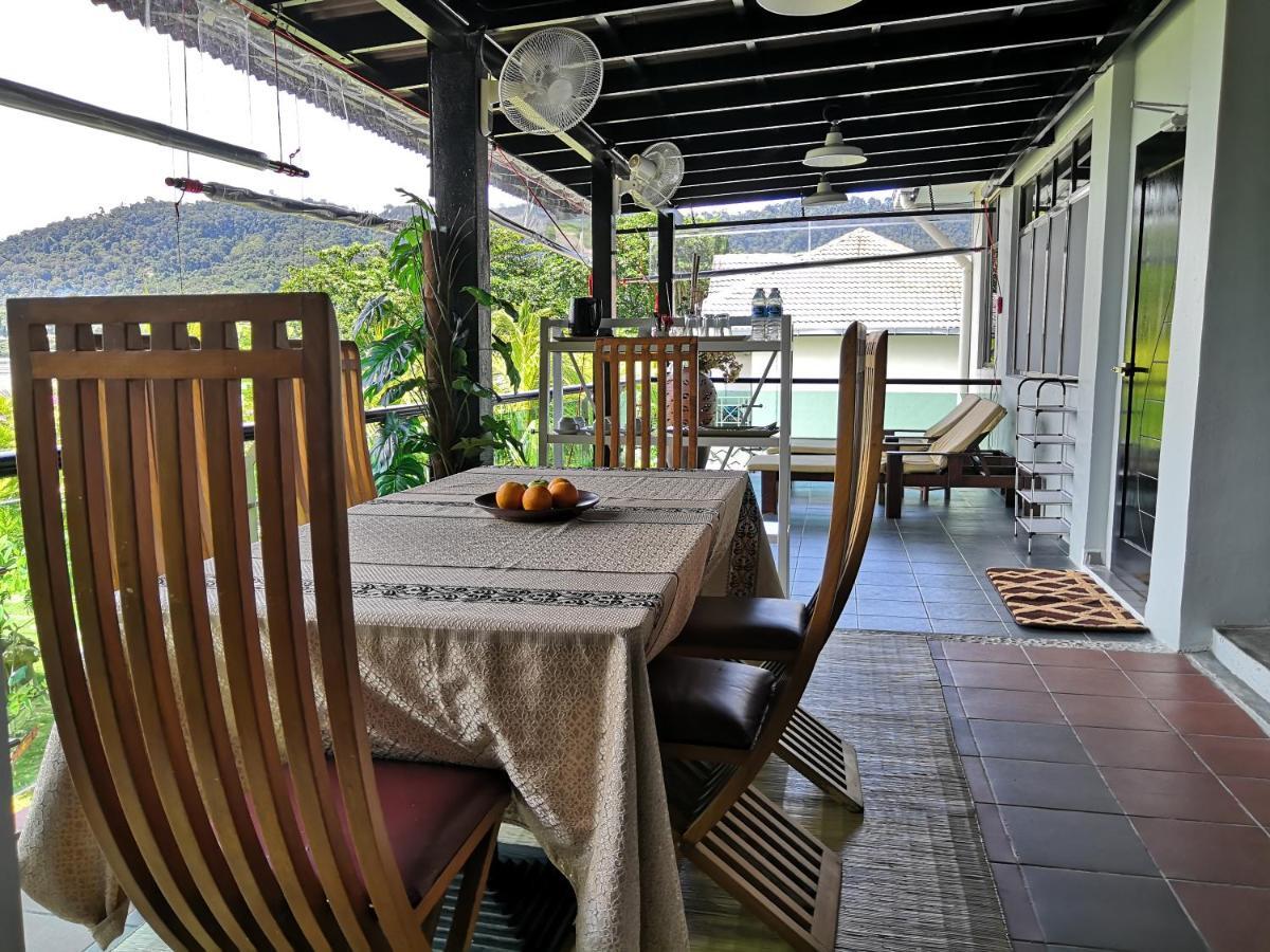 Alia Residence Business Resort Padang Mat Sirat Екстериор снимка